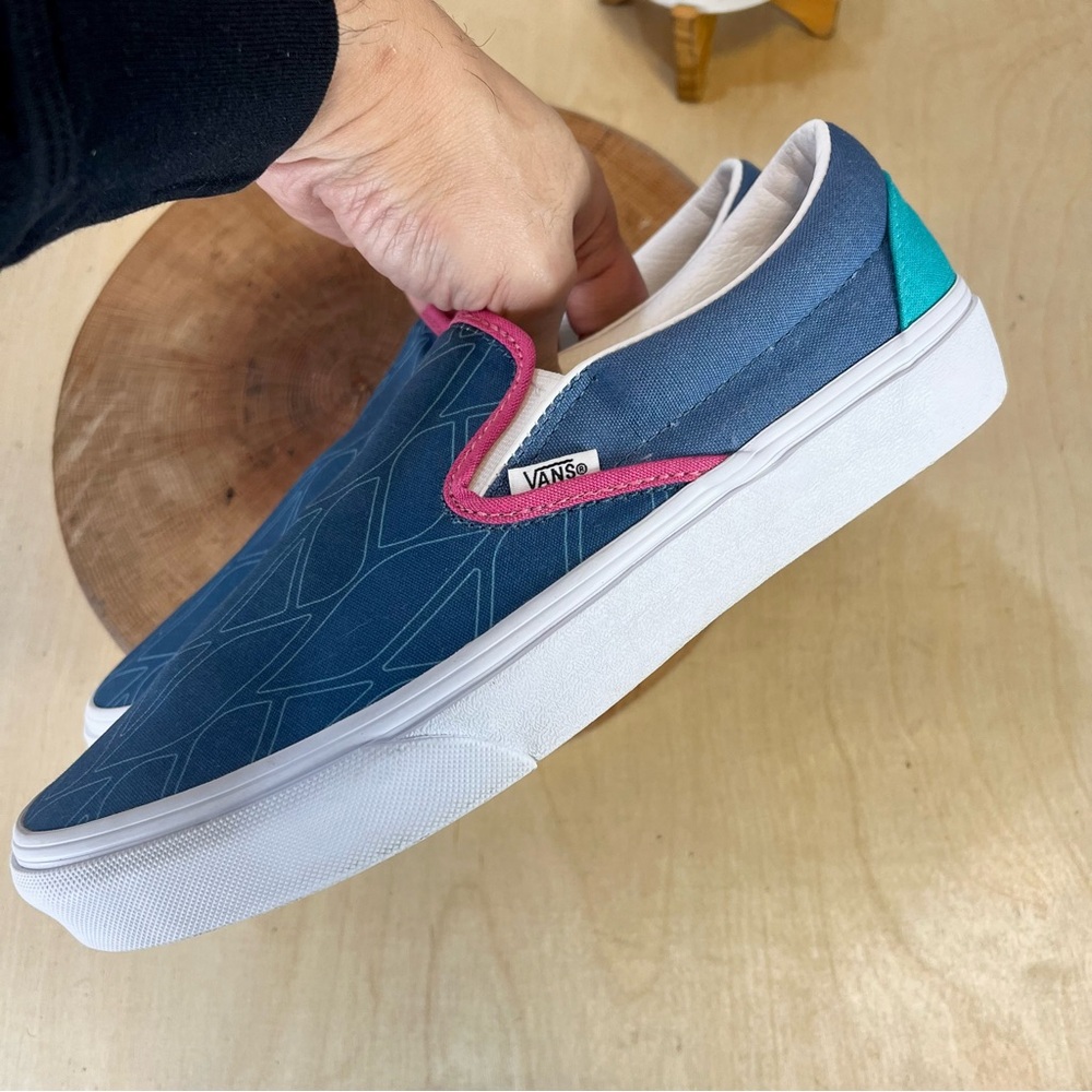 *Vans | Multi Color Blue Print Classic Slip-On Sneaker SN 721454 Size 8.5M/10L - Picture 14 of 16